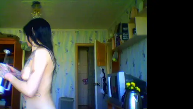 Snapshot of RussNocturnal chatting on 24, 5, 2026 RussNocturnal online show from 24, 5, 2026