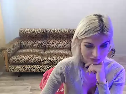 SexyBeatriice online show from 3, 12, 2025