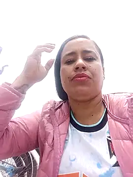 kamila lovee online show from 2, 3, 2025