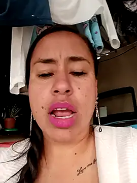 kamila lovee online show from 18, 3, 2025