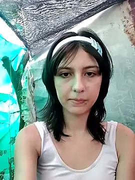 Maiden-Hot online show from 15, 2, 2025