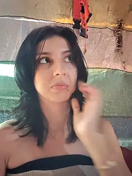 Maiden-Hot online show from 25, 2, 2025