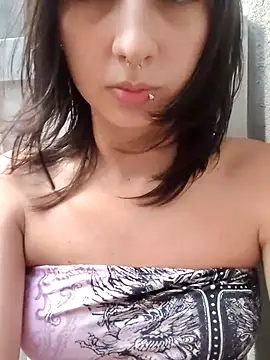 Maiden-Hot online show from 17, 12, 2025