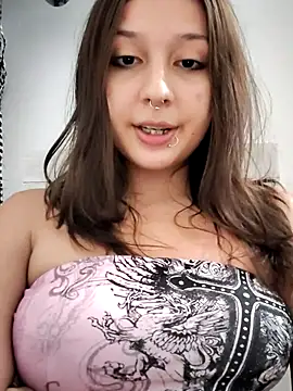 Maiden-Hot online show from 11, 7, 2026