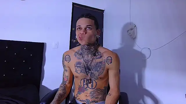 hot man05 online show from 20, 12, 2025