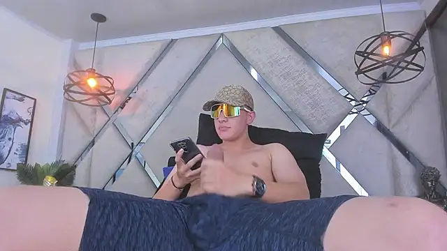 Thomas May4rs online show from 24, 2, 2025