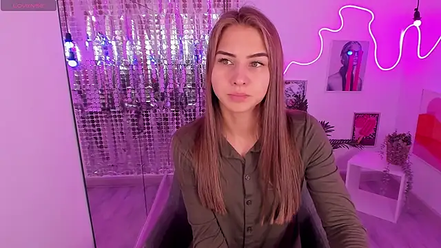 Snapshot of CharmBianca chatting on 12, 2, 2025 CharmBianca online show from 12, 2, 2025