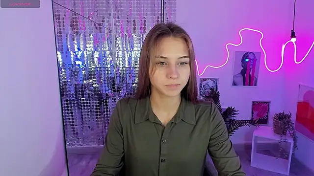 Snapshot of CharmBianca chatting on 14, 2, 2025 CharmBianca online show from 14, 2, 2025