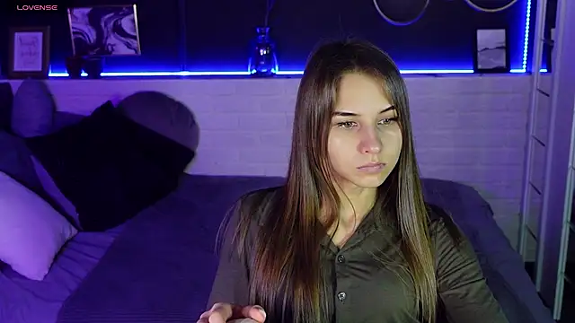 Snapshot of CharmBianca chatting on 19, 2, 2025 CharmBianca online show from 19, 2, 2025