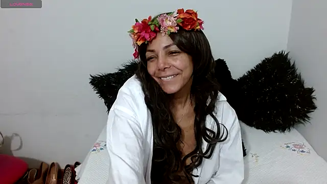 Snapshot of Lunasquirt1985 chatting on 17, 11, 2025 Lunasquirt1985 online show from 17, 11, 2025