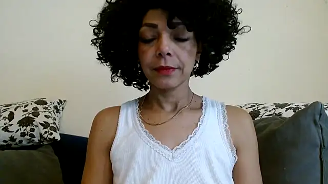 Lunasquirt1985 online show from 19, 2, 2026