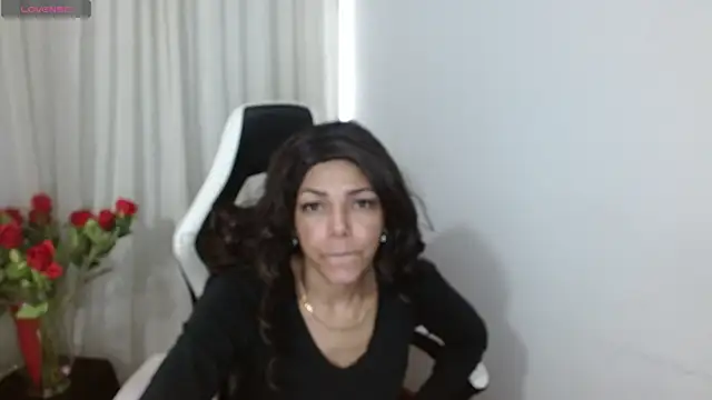 Lunasquirt1985 online show from 19, 4, 2026