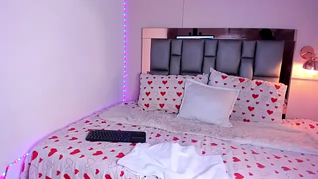 SofiArias online show from 11, 9, 2025