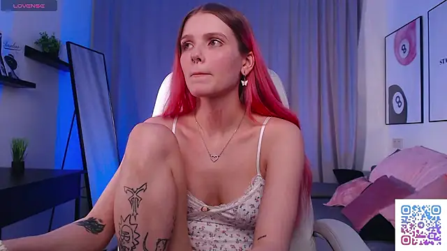 Gretchen Mol online show from 8, 3, 2026