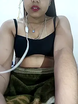 Snapshot of RAYI_123 chatting on 8, 2, 2025 RAYI 123 online show from 8, 2, 2025