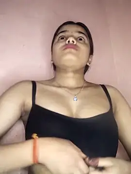 Snapshot of RAYI_123 chatting on 1, 3, 2025 RAYI 123 online show from 1, 3, 2025