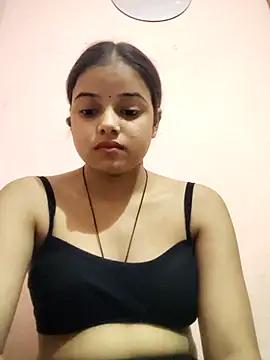 Snapshot of RAYI_123 chatting on 15, 10, 2025 RAYI 123 online show from 15, 10, 2025