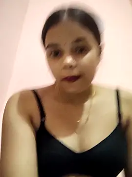 Snapshot of RAYI_123 chatting on 12, 11, 2025 RAYI 123 online show from 12, 11, 2025