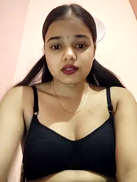 Snapshot of RAYI_123 chatting on 23, 11, 2025 RAYI 123 online show from 23, 11, 2025