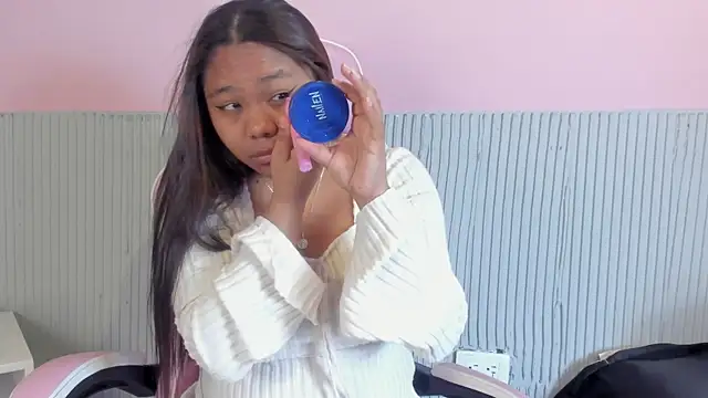 yeikafoxy online show from 13, 1, 2026