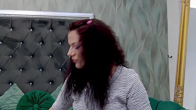 LissaAnn online show from 14, 2, 2025