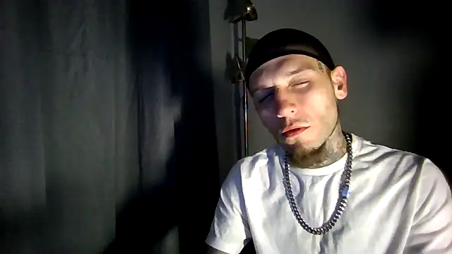 cruz815 online show from 1, 11, 2025