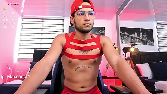 Snapshot of Max_Conor1 chatting on 12, 3, 2025 Max Conor1 online show from 12, 3, 2025