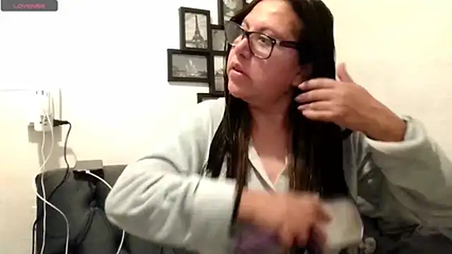 MirandaLatinaLovely online show from 13, 11, 2025