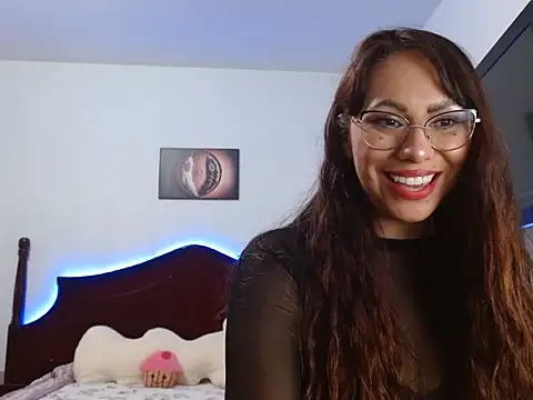 AloLovely  online show from 28, 4, 2026