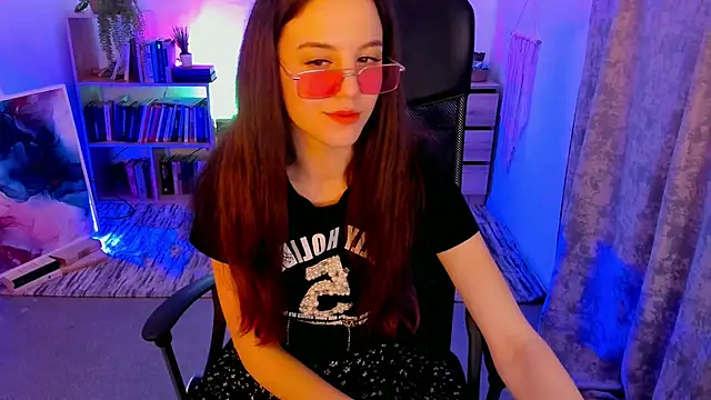 MilaStoyne online show from 11, 3, 2025