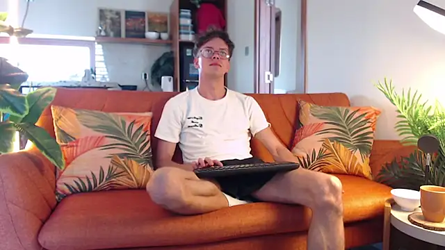 William Henry  online show from 22, 4, 2026