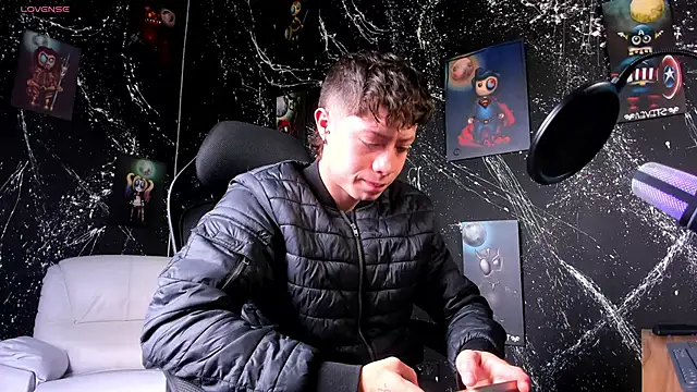 marcuscollins1  online show from 24, 2, 2025