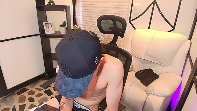 marcuscollins1  online show from 22, 3, 2025