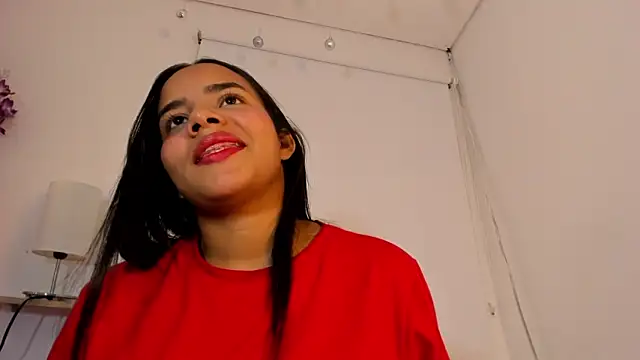 Roxy Stonee online show from 4, 12, 2025