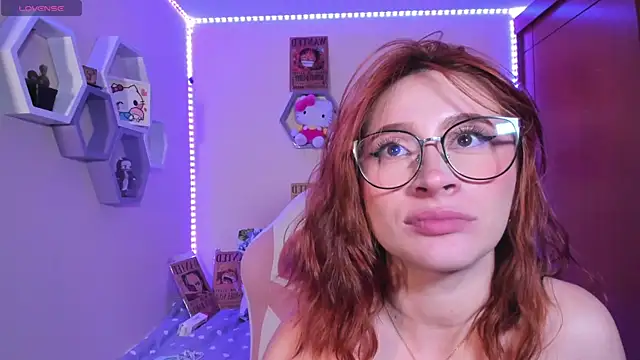 chloe rockss  online show from 1, 3, 2025