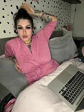 tempzzz12 online show from 21, 4, 2026