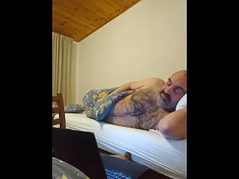 fuocovivo4 online show from 4, 3, 2026