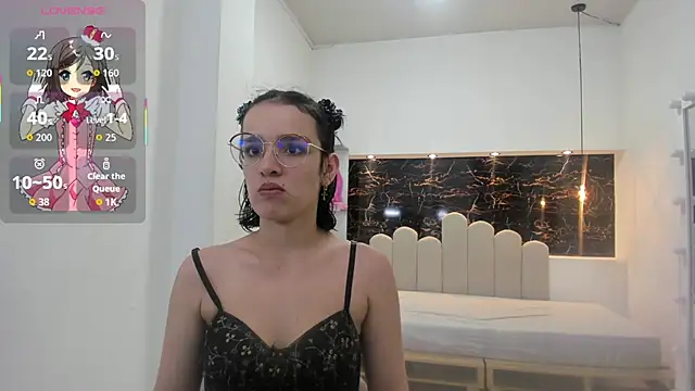 Annyrosee online show from 13, 9, 2025