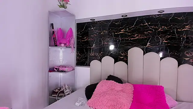 Annyrosee online show from 3, 10, 2025