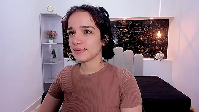 Annyrosee online show from 27, 2, 2026