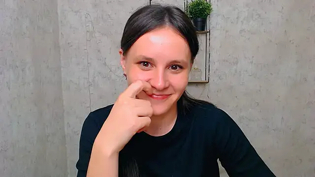 ValeriaHeart  online show from 10, 3, 2025