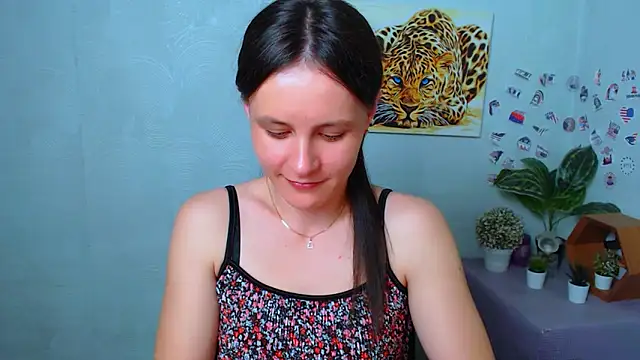 Snapshot of ValeriaHeart_ chatting on 8, 3, 2026 ValeriaHeart online show from 8, 3, 2026