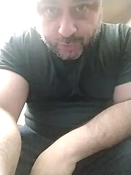 Snapshot of NAvoglia chatting on 19, 2, 2025 NAvoglia online show from 19, 2, 2025