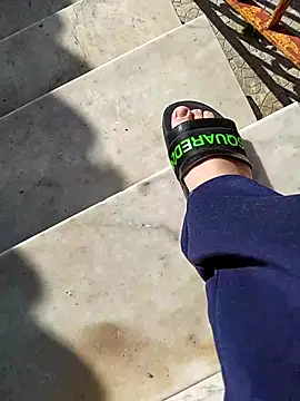 Snapshot of NAvoglia chatting on 23, 2, 2025 NAvoglia online show from 23, 2, 2025