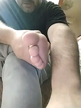 Snapshot of NAvoglia chatting on 5, 3, 2025 NAvoglia online show from 5, 3, 2025