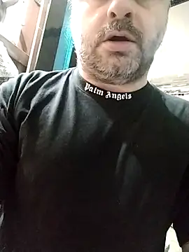 Snapshot of NAvoglia chatting on 6, 3, 2025 NAvoglia online show from 6, 3, 2025