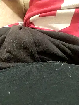 Snapshot of NAvoglia chatting on 3, 11, 2025 NAvoglia online show from 3, 11, 2025