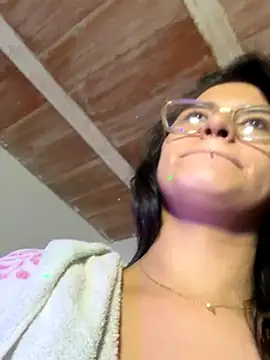 Emma Giraldo online show from 23, 9, 2025