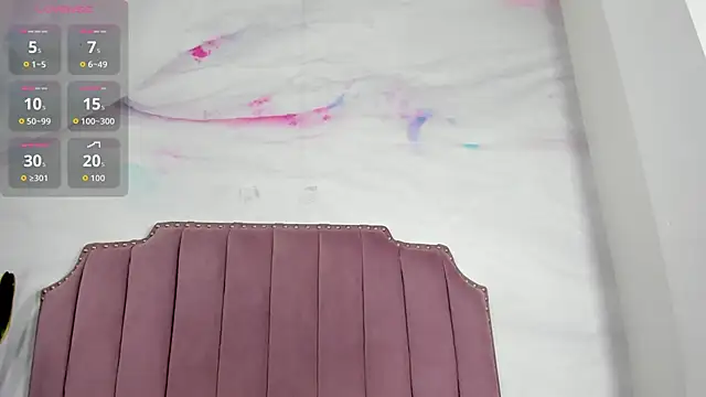 Lia Guzman online show from 27, 11, 2025