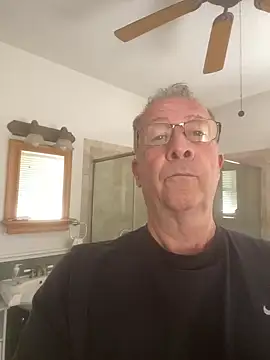 Snapshot of sissyboijamie1313 chatting on 6, 3, 2025 sissyboijamie1313 online show from 6, 3, 2025